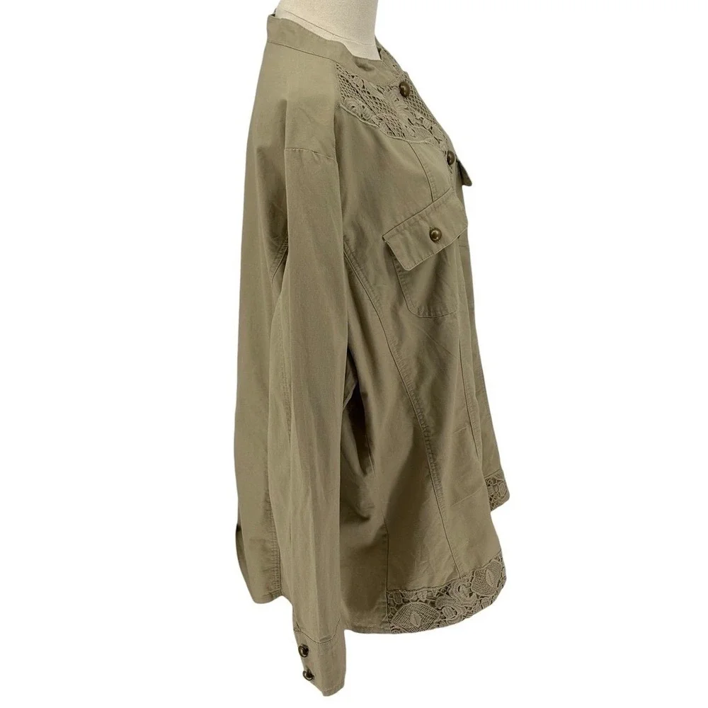 Tantrums khaki button